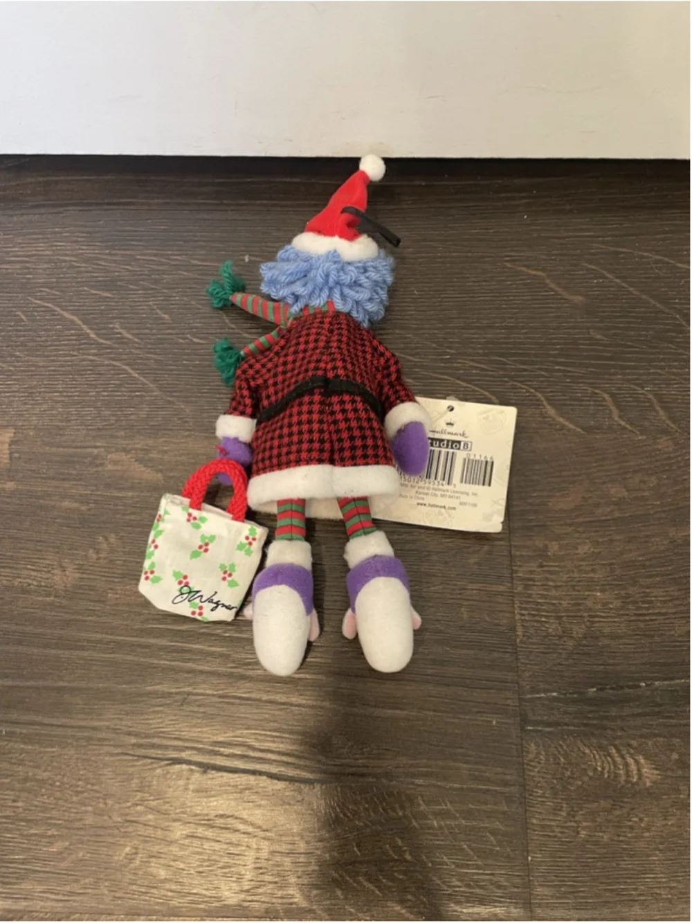 Hallmark Maxine Plush Holiday Doll Bunny Slippers Santa 8